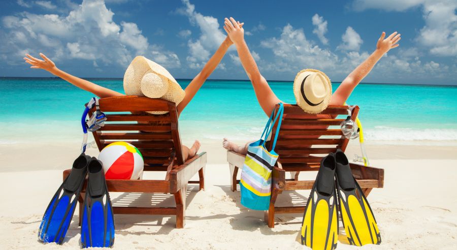 Happy couple on the beach in Oahu